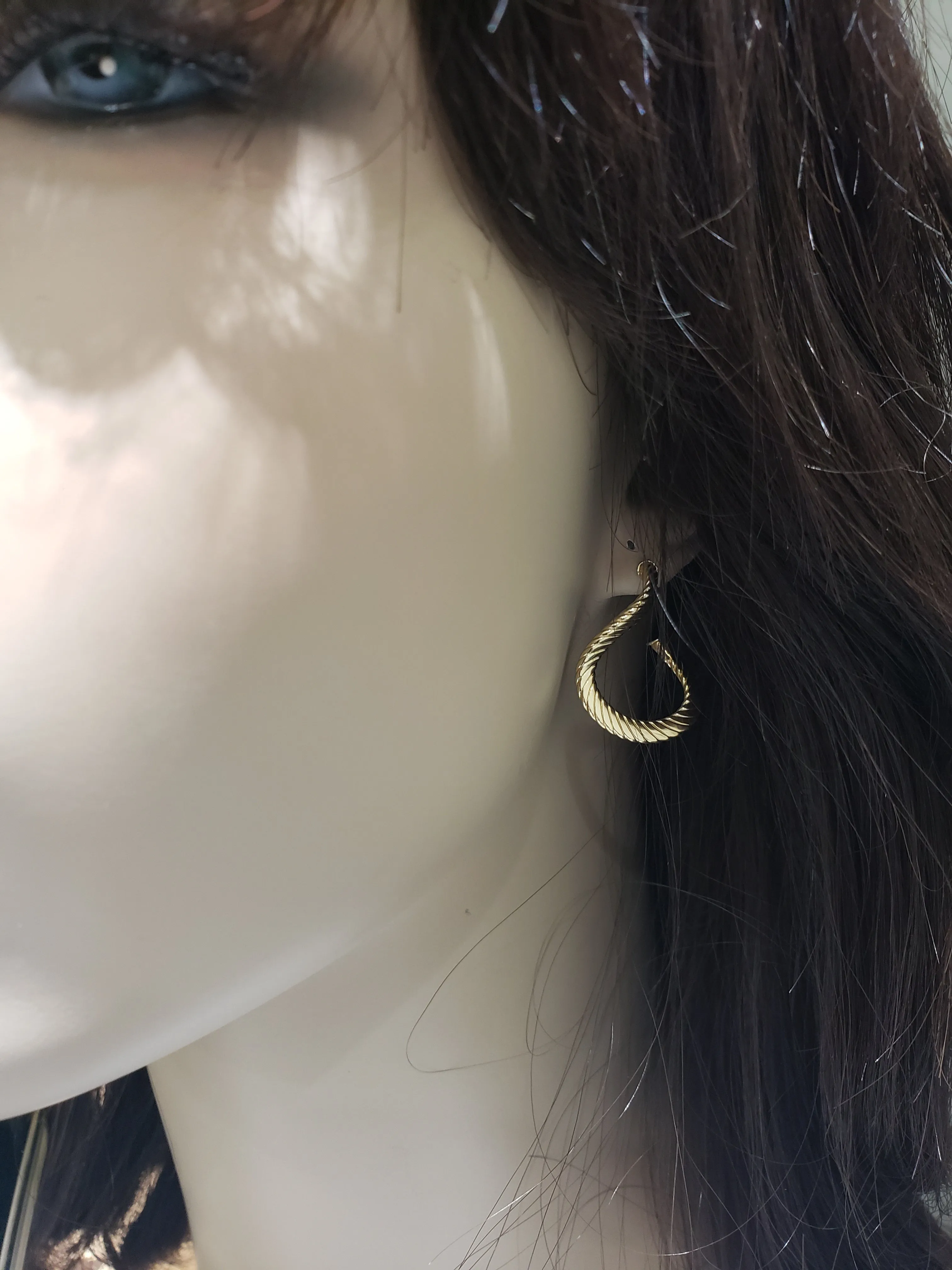 14k Gold Front Facing Open Teardrop Loop Textured Earring