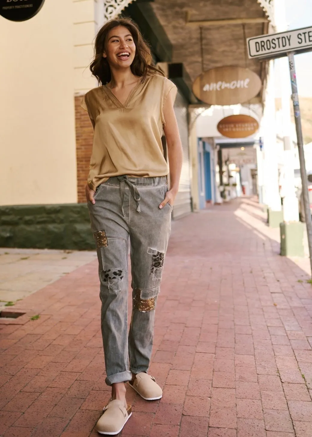 Italian Jogger with Shimmer and Leopard detail in Khaki