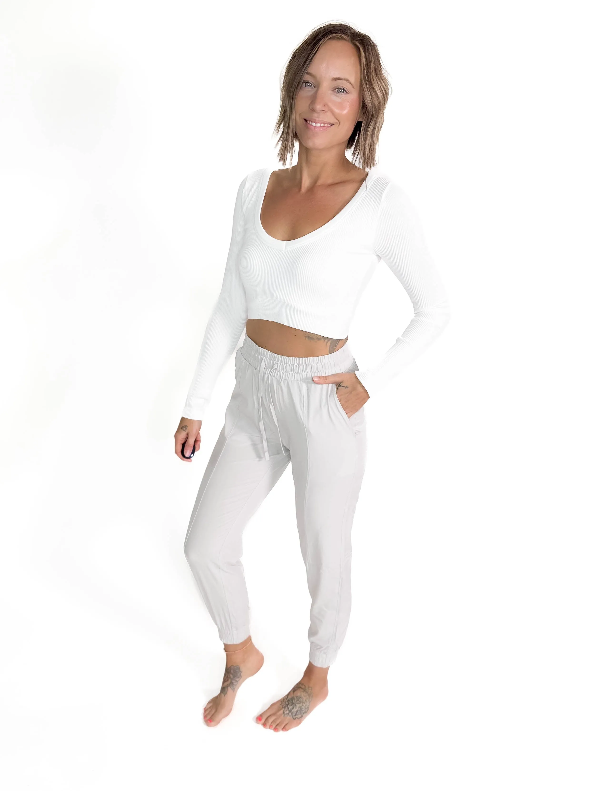 MONO B Maizy Athleisure Jogger- PALE GREY