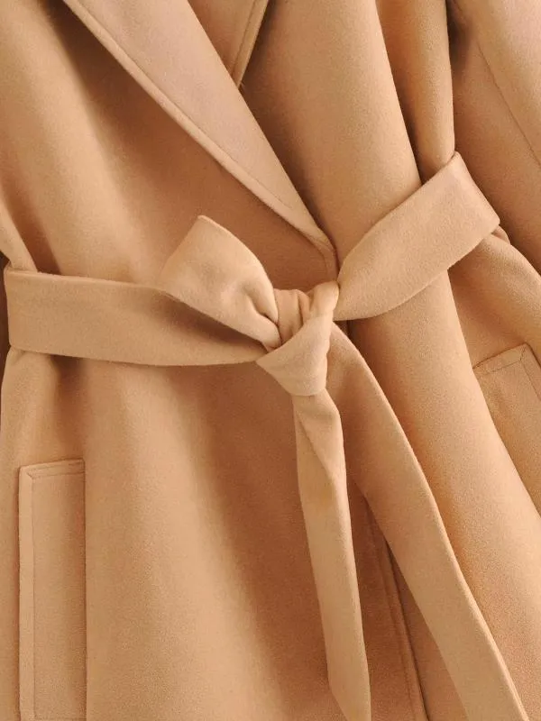 WOOLEN COAT WITH BELT